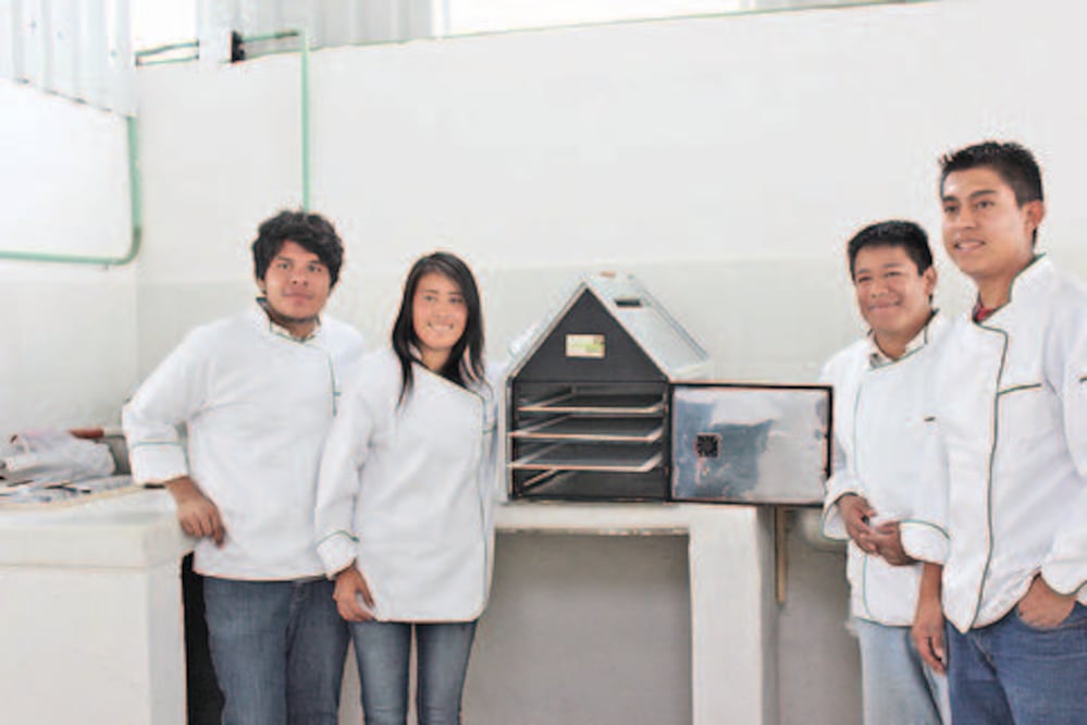 Apoya ONG proyecto de alumnos de la UTSJR