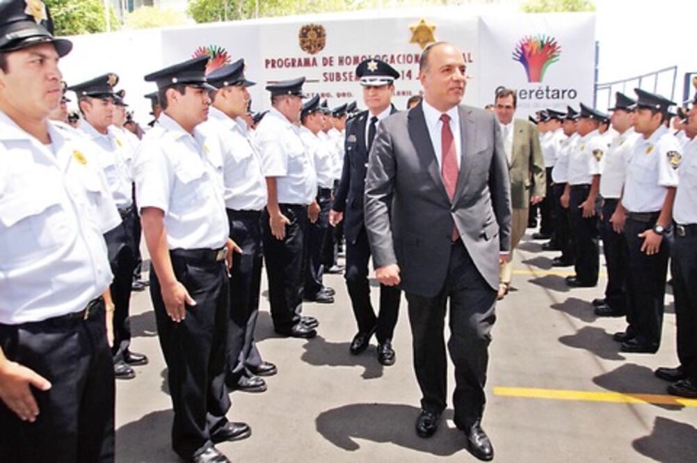 Aumentan salario a policías de Querétaro