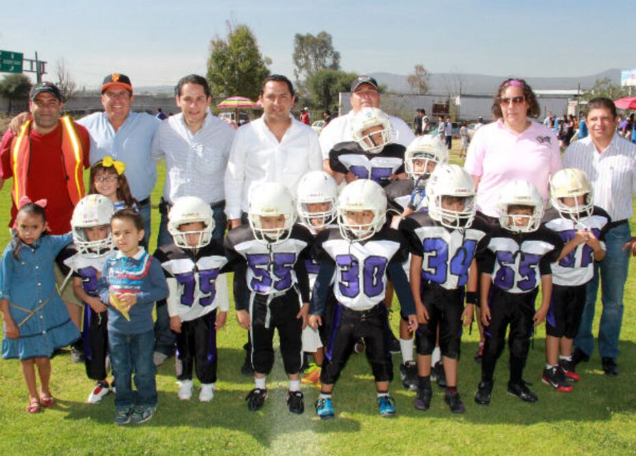 Inicia liga de beisbol y temporada de Futbol Americano