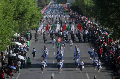 Festejan aniversario 104 de la Revolución