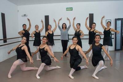 Cumplen su sueño al ritmo del ballet