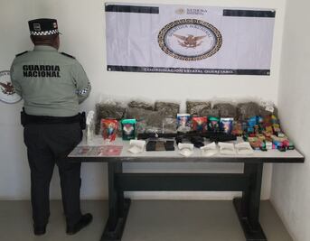 Guardia Nacional asegura paquetes con droga y piezas de un arma en el Aeropuerto de Querétaro