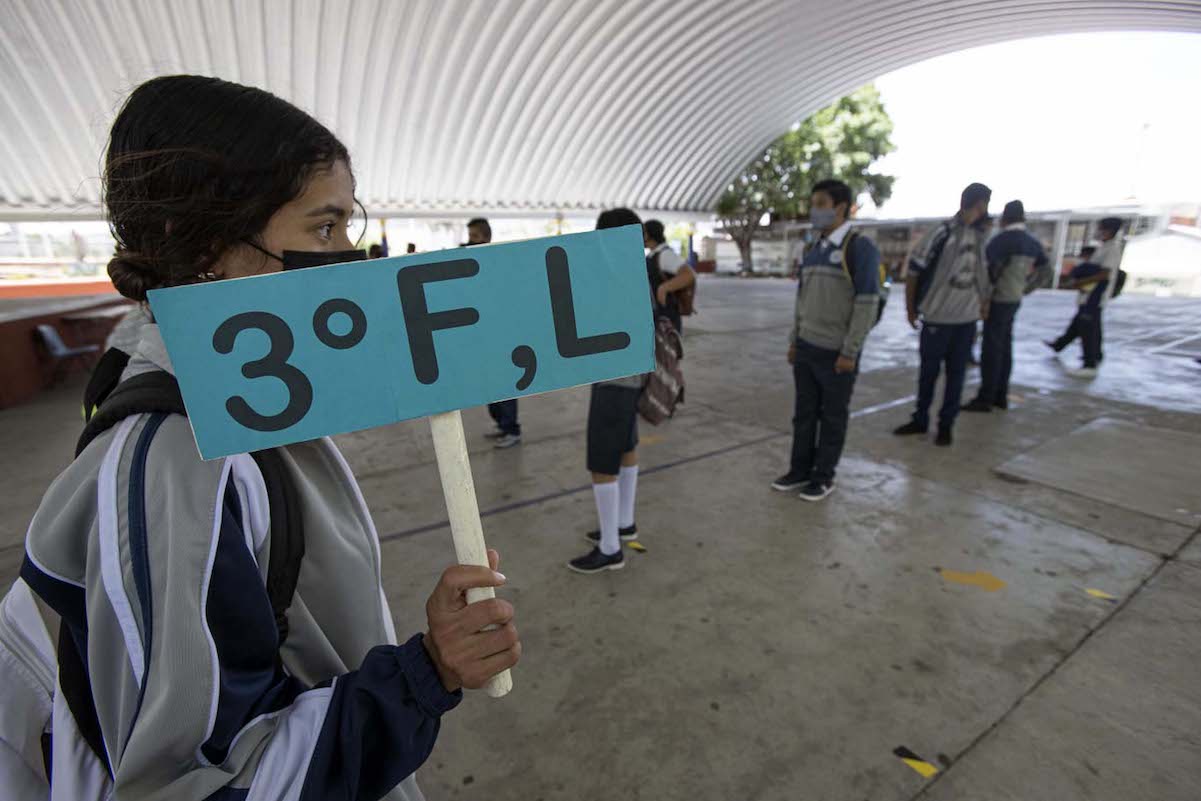 No es obligatorio usar cubrebocas KN95 en las escuelas de Querétaro, informan