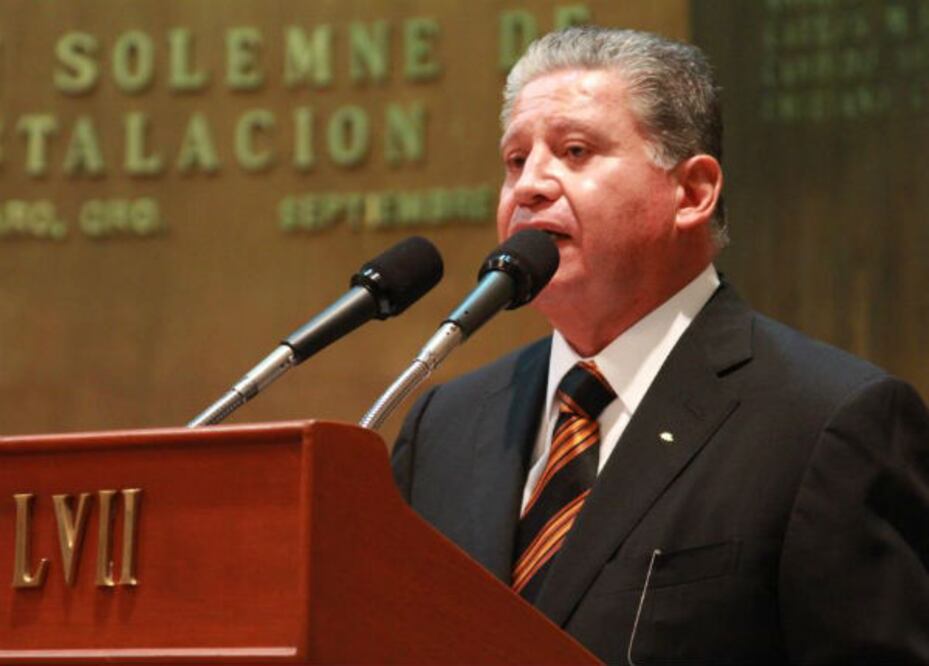 Rechaza diputado presión de compañías aseguradoras