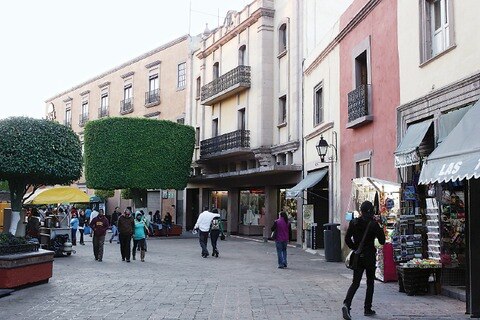 Cae confianza del consumidor