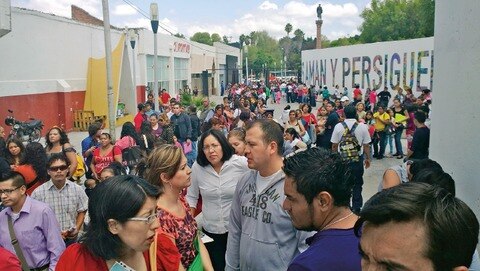 Abren más espacios para inscribir a primaria