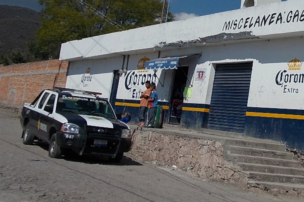 A MP policías por intento de asalto