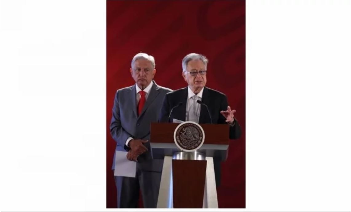 Bartlett señala a Calderón y ex funcionarios de "desmantelar" la CFE