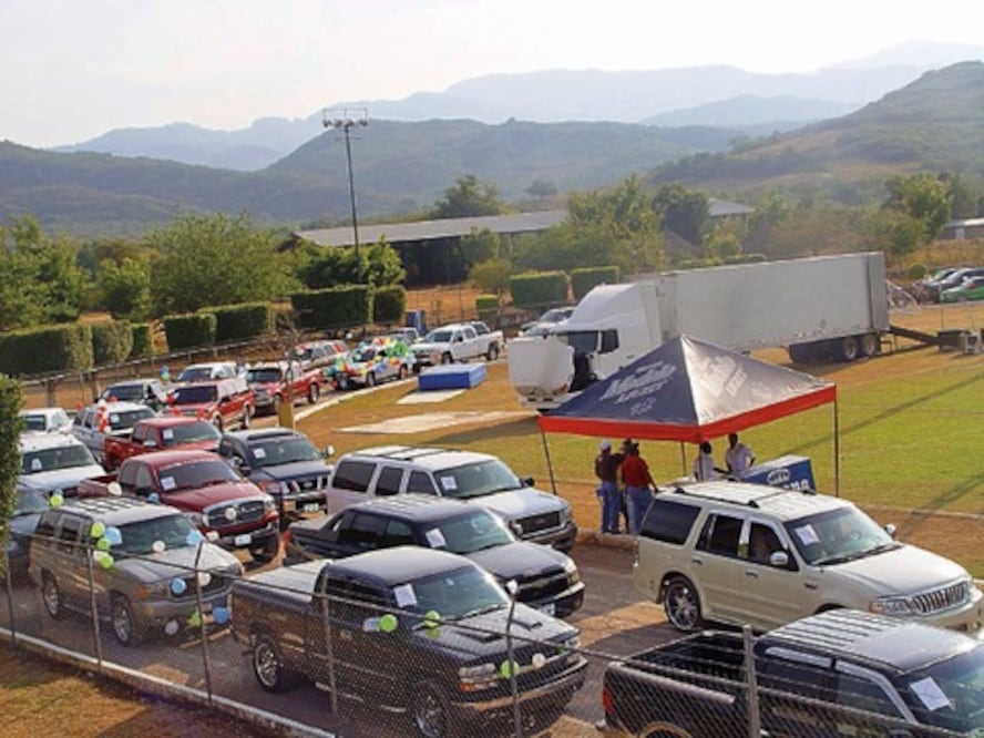 Ultiman detalles para migrantes