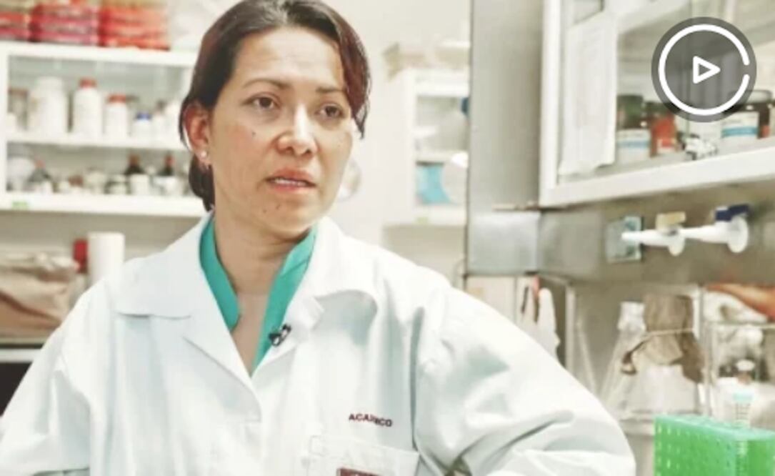 Eva Ramón Gallegos reconoce el apoyo y la colaboración de todo su equipo en el proceso para erradicar el virus del papiloma humano. LUCÍA GODÍNEZ. EL UNIVERSAL