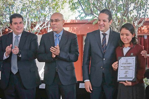 Invertirán más de un millón de pesos en cancha de usos múltiples