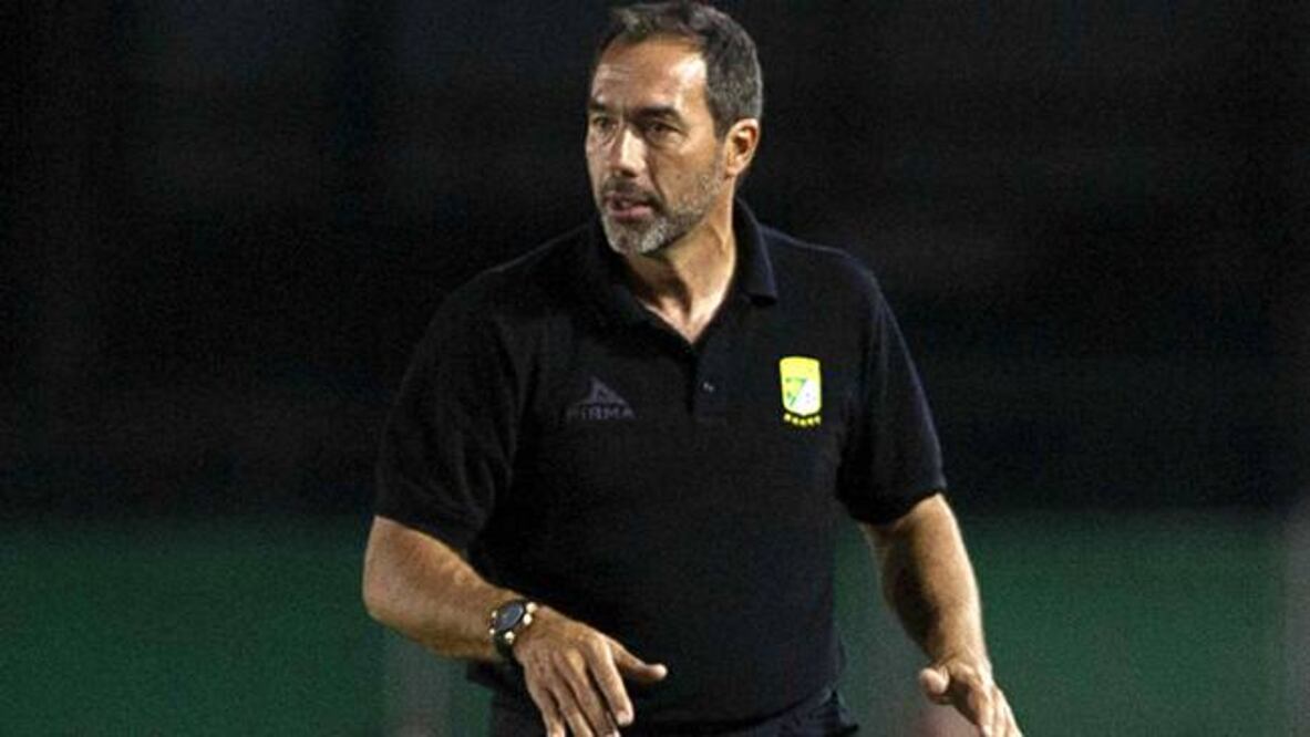 León deja presión a Cruz Azul