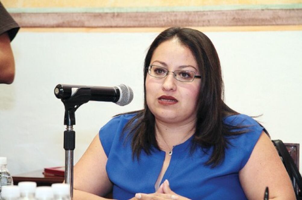 Aprueban otorgar medalla Sor Juana