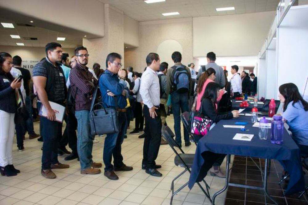 Durante el segundo trimestre de 2018 el porcentaje de la población de 15 años y más en Querétaro disponible para producir bienes y servicios representó 55.1%, cuando un año antes fue de 52.5%. (ARCHIVO. EL UNIVERSAL)