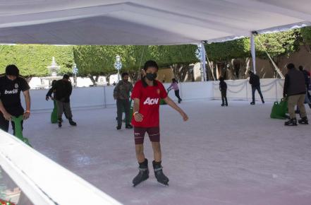 Gratis, puedes patinar sobre hielo en el Centro Histórico de Querétaro 