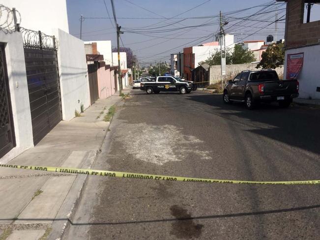Balean y matan a dos en Vista Azul, en la capital