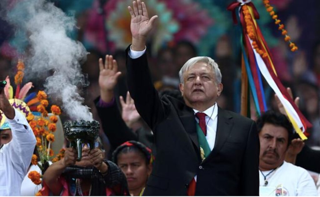 Estos son los 100 compromisos que AMLO dijo en el Zócalo
