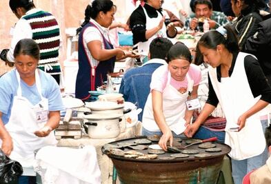 Mujeres, motor de economía: Trabajo