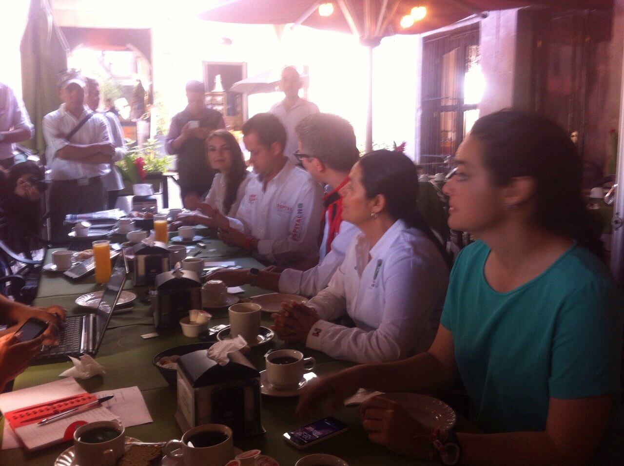 Los jóvenes están cambiando la política: Ospital