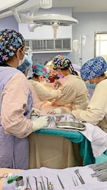 Secretaría de Salud realiza trasplante renal a un adolescente