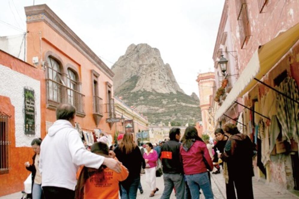 Anuncian festival de estrellas en Bernal