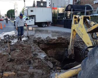 Protección Civil registra 15 reportes por hundimientos