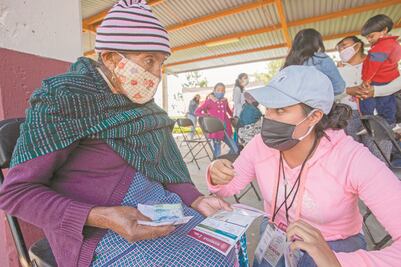 Apoyo social a los abuelitos continúa a pesar de la pandemia 