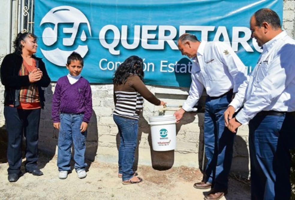 Entrega Calzada red de obras hidráulicas