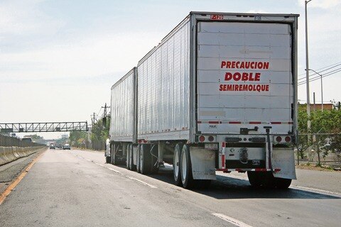 Proponen reducir velocidad