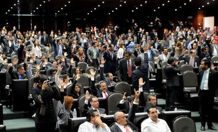 Aprueban uso medicinal y científico de la marihuana