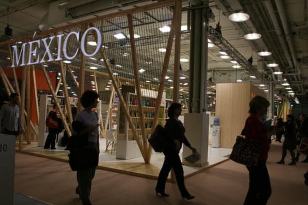 Concentran en oficina fomento y labor editorial