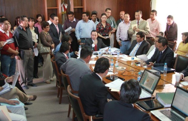 Querétaro y Corregidora entregaron tablas de valores