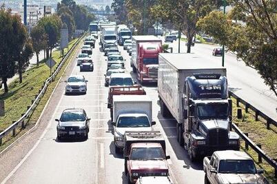 Ampliarán a 2 carriles salida a 5 de Febrero, anuncian