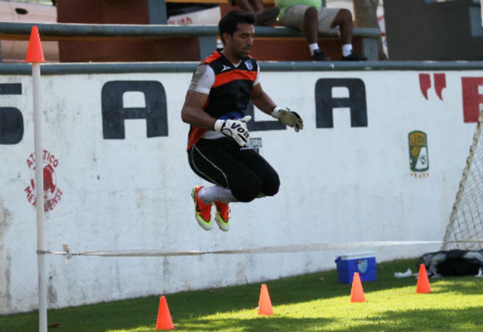 Edgar Hernández busca la titularidad