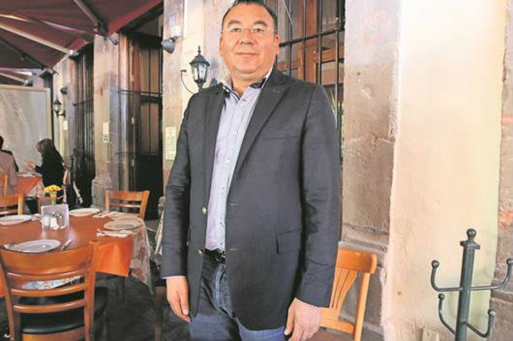 Confirma dejar cargo en Congreso