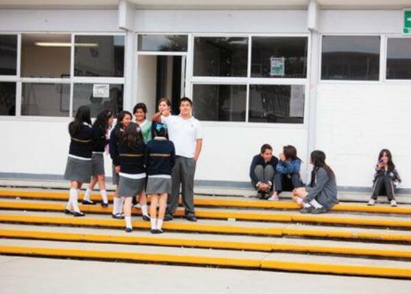 Faltan espacios educativos en SJR