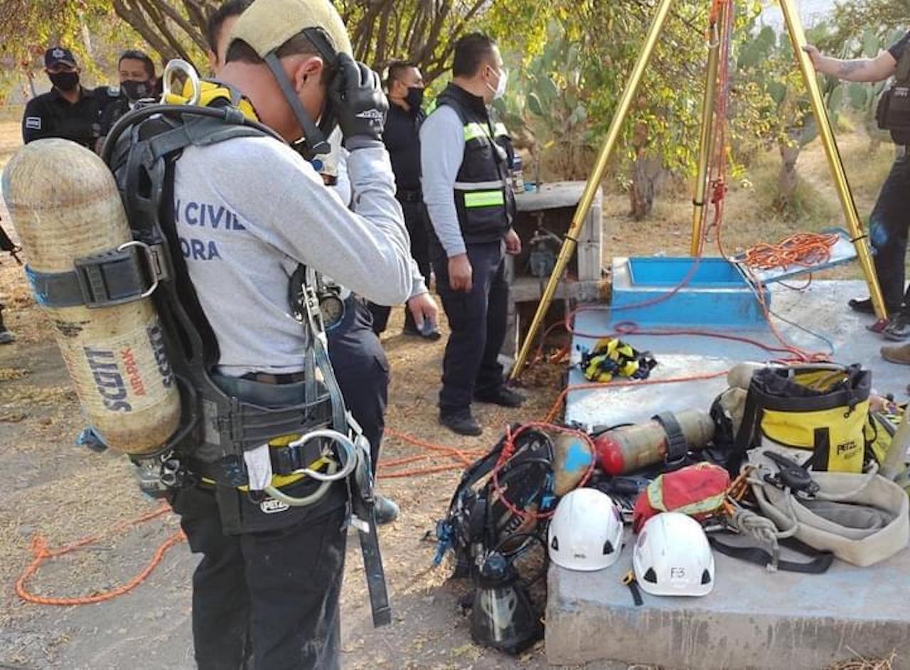 Hombres quedan atrapados en una cisterna; los rescata Protección Civil