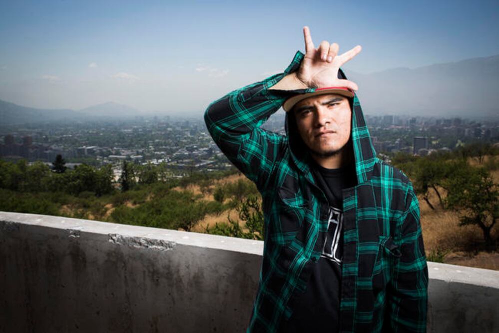 Su acercamiento al rap fue a través del grafiti y patinar. (CORTESÍA)