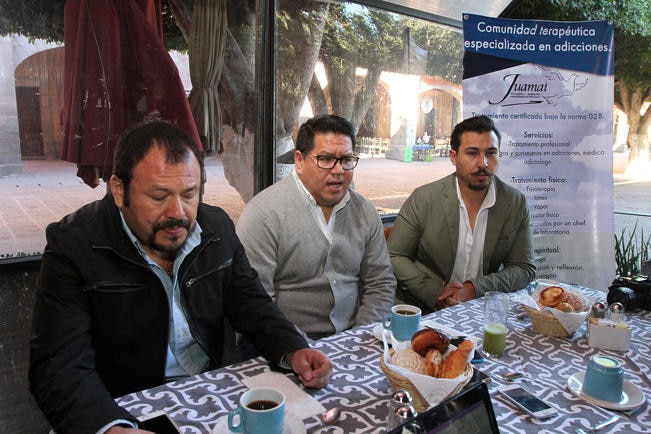 Problemas afectivos llevan a jóvenes a caer en adicciones