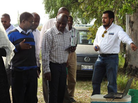 Utiliza UAQ gravedad para riego eficiente  