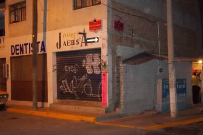 Asaltan joyería en centro del Pueblito