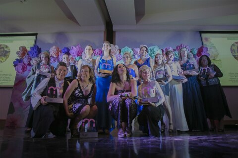 Distinguen a mujeres por su labor en diversos ámbitos