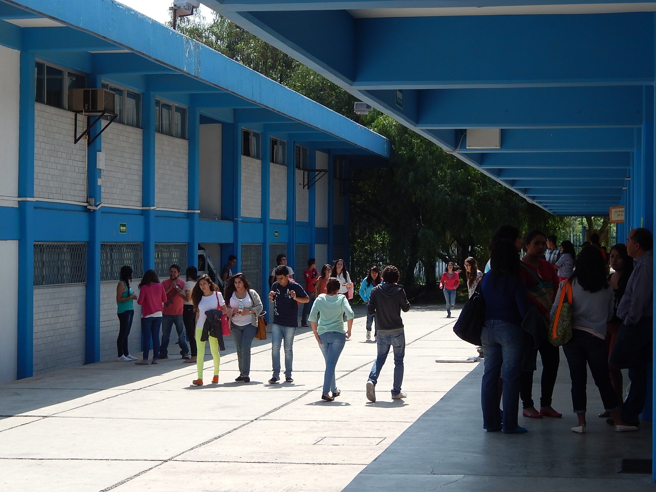 Regresan a clases más  de 27 mil estudiantes