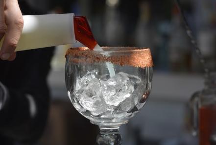 ¡Salud por las delicias del mar!