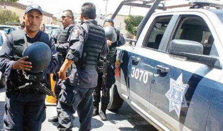 Dan de baja a 500 policías