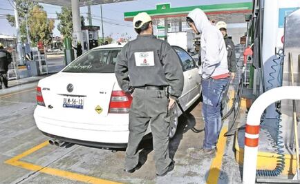Retiran estímulo fiscal a gasolina Premium; automovilistas pagarán IEPS de $4