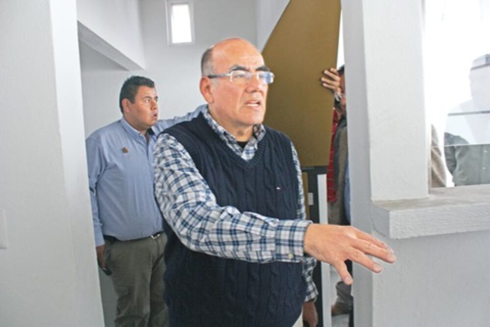 Edil interino va por continuidad