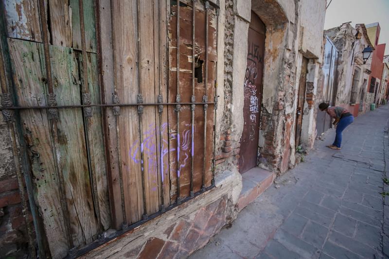 Abandono carcome Patrimonio Cultural de la capital queretana