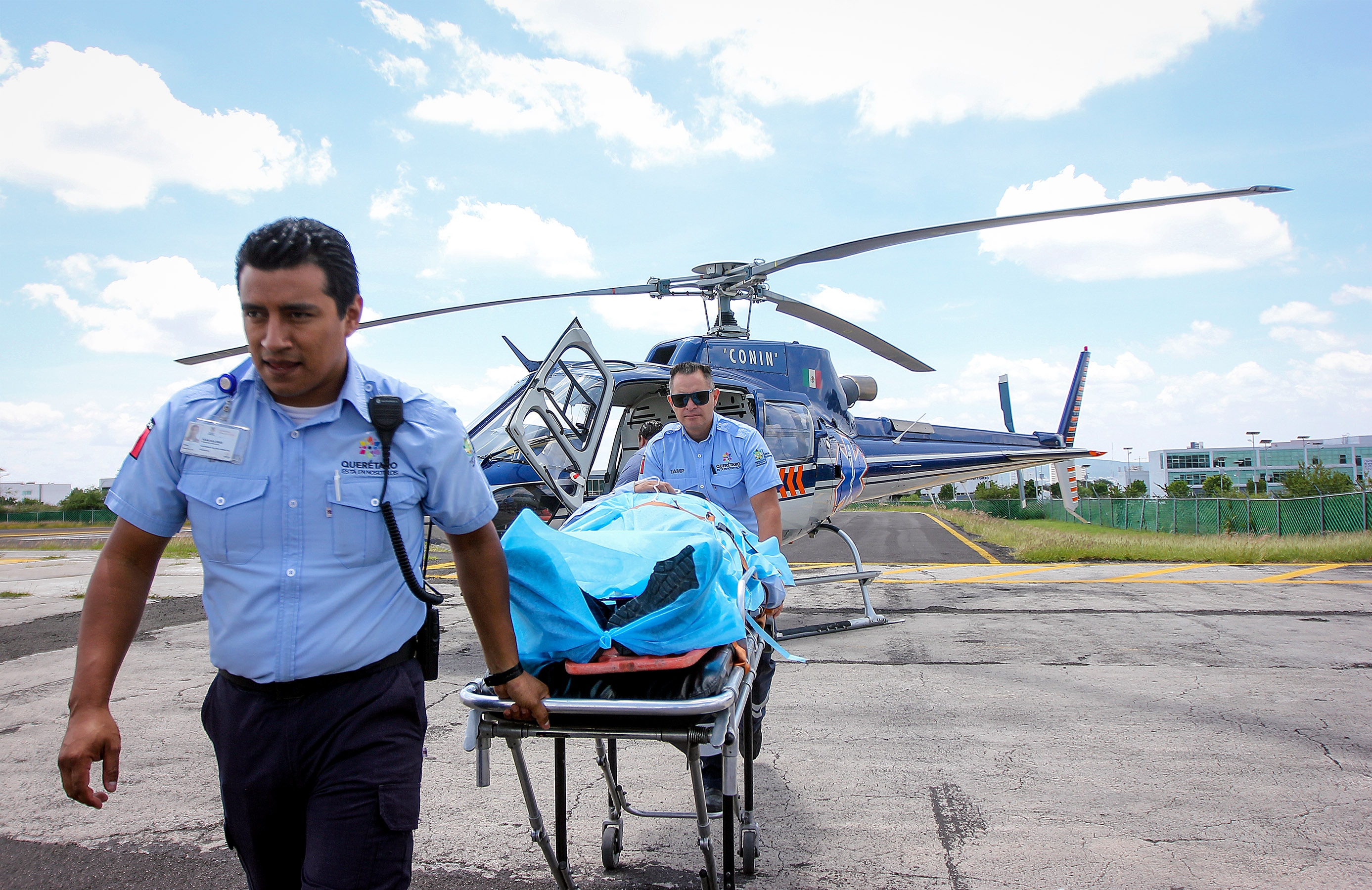 El personal debe estar certificado en transportación aeromédica, que se logra a través de una certificación internacional, validada por una organización en Estados Unidos y por la Dirección Nacional de Aviación Civil (STAFF EL UNIVERSAL)