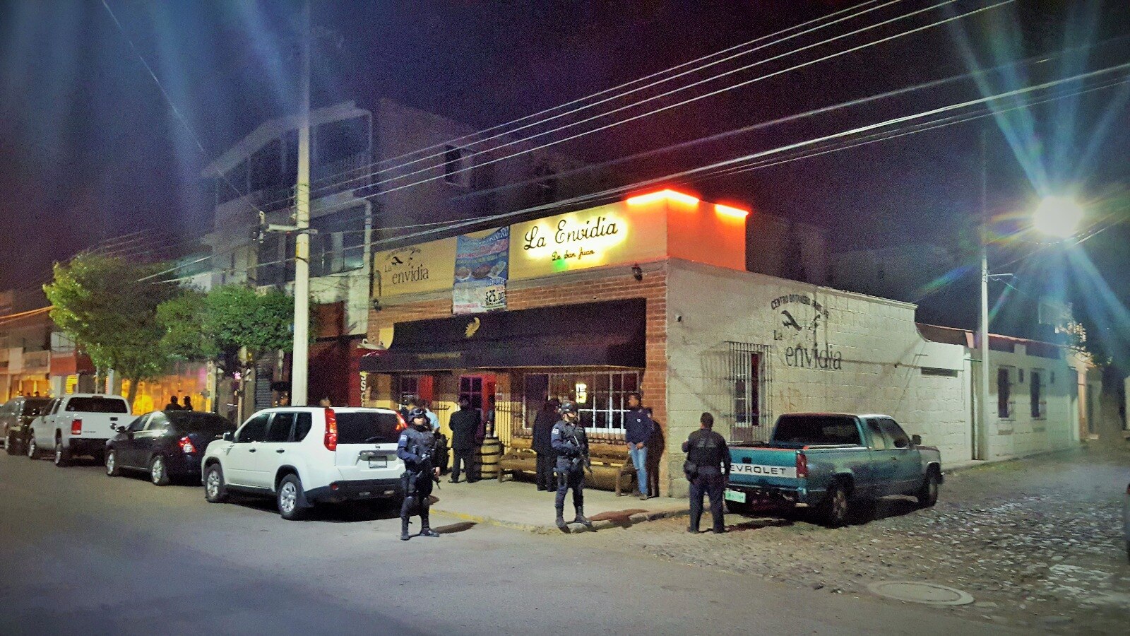 Clausuran tres centros nocturnos en San Juan